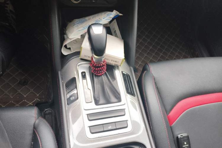 Used CHANGAN CS55 2019 1.5T Automatic Xuan Dong Model China VI Standard Gear Lever