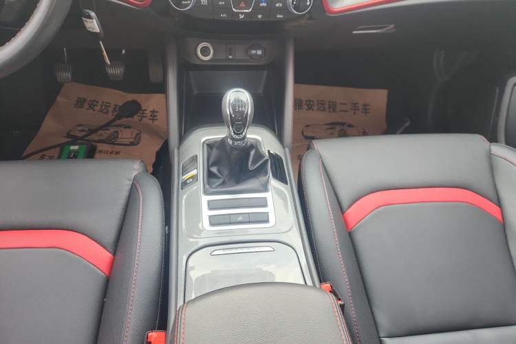 Used CHANGAN CS55 2019 1.5T Manual Colorful Model China VI Standard Gear Lever