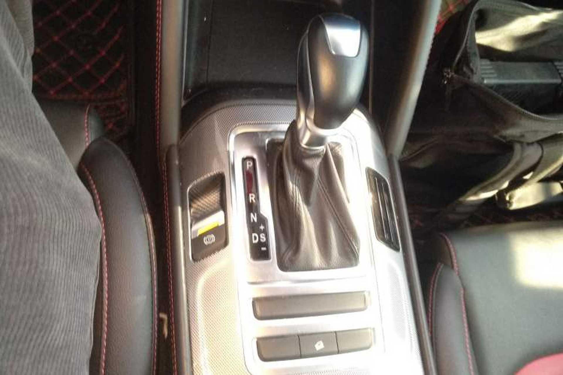 Used CHANGAN CS55 2019 1.5T Automatic Xuan Dong Model China VI Standard Gear Lever