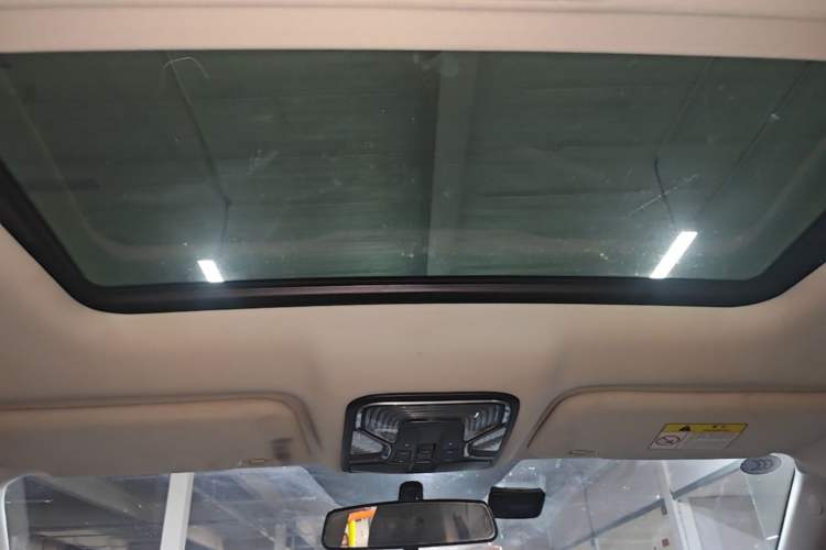 Used CHANGAN CS55 2019 1.5T Manual Colorful Model China VI Standard Headliner