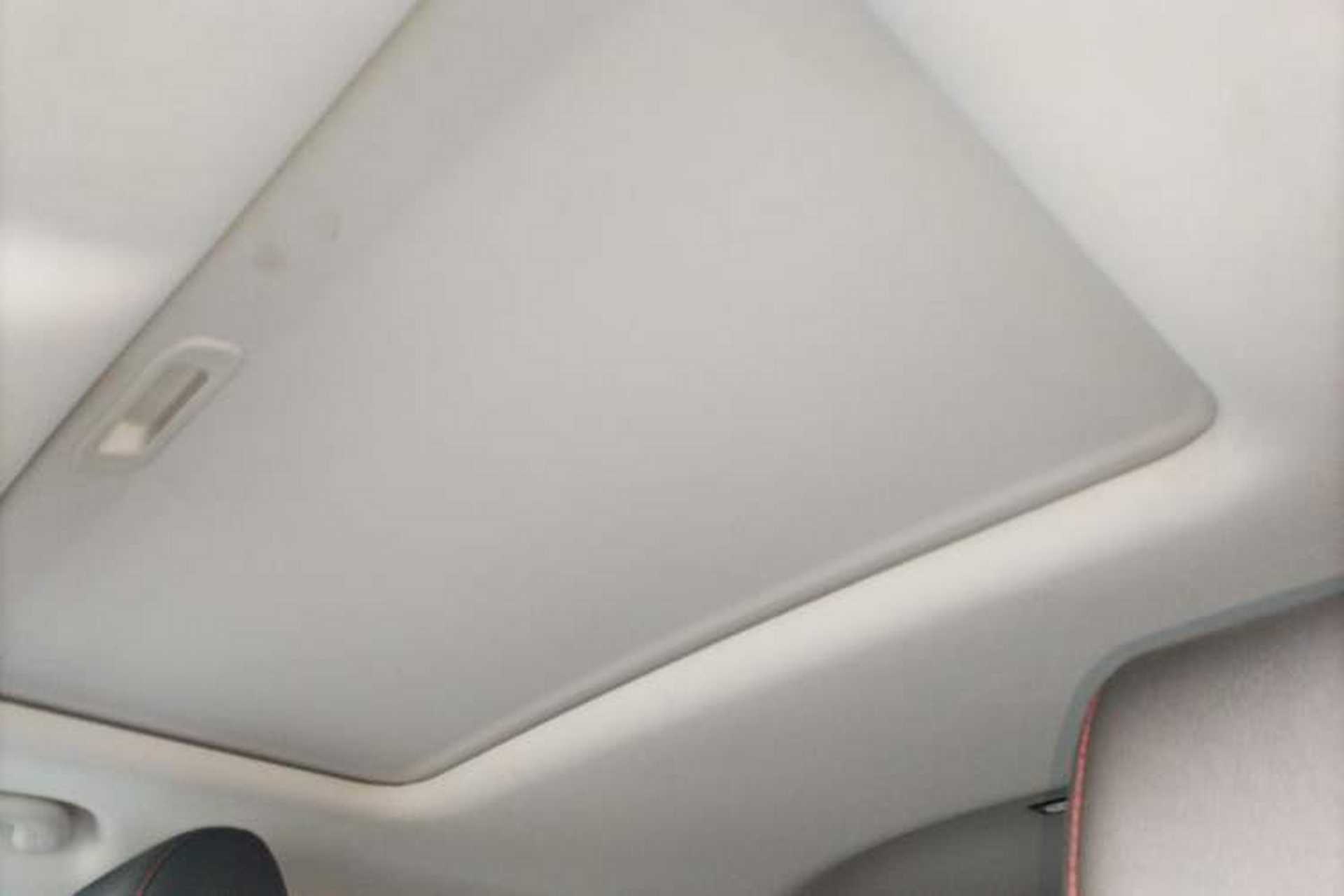 Used CHANGAN CS55 2019 1.5T Manual Colorful Model China VI Standard Headliner
