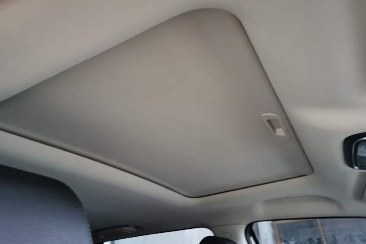 Used CHANGAN CS55 2019 1.5T Automatic Colorful Edition China VI Standard Headliner