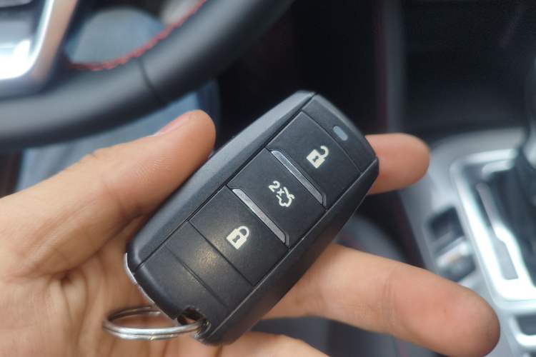 Used CHANGAN CS55 2019 1.5T Automatic Colorful Edition China VI Standard Interior 1