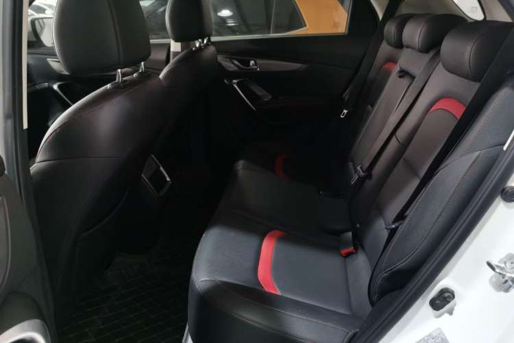 Used CHANGAN CS55 2019 1.5T Automatic Colorful Edition China VI Standard Interior 1