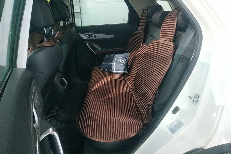 Used CHANGAN CS55 2019 1.5T Automatic Colorful Edition China VI Standard Interior 4