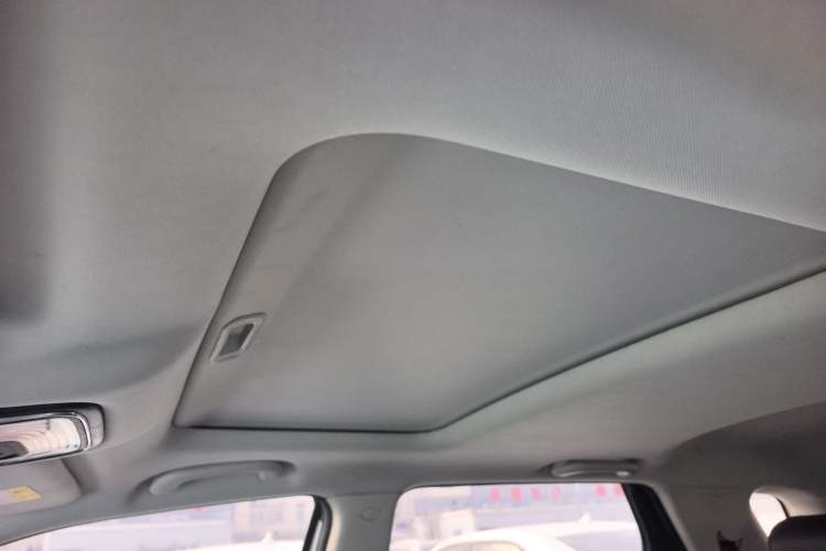 Used CHANGAN CS55 2019 1.5T Automatic Colorful Edition China VI Standard Interior 5