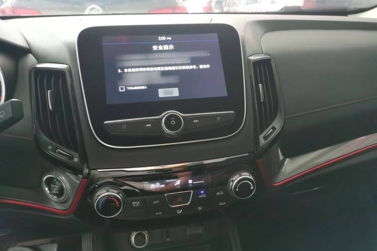 Used CHANGAN CS55 2019 1.5T Automatic Colorful Edition China VI Standard Interior 6