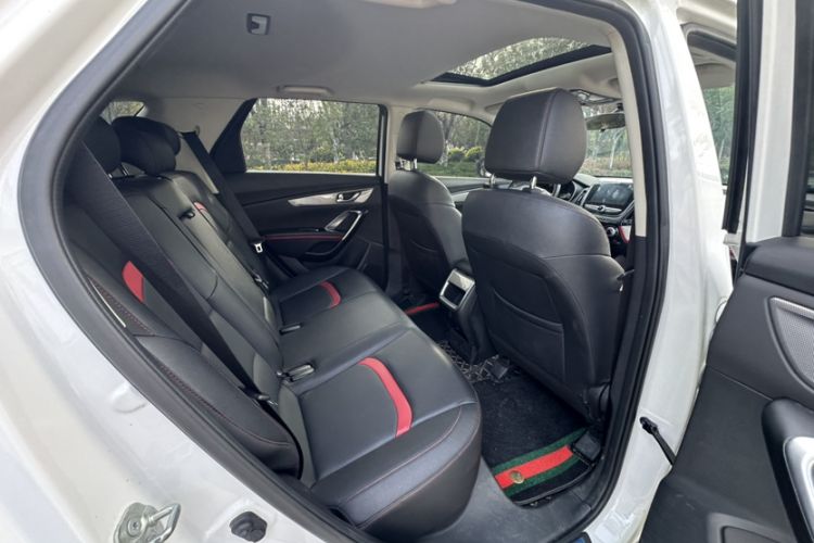 Used CHANGAN CS55 2019 1.5T Manual Colorful Model China VI Standard Interior 7