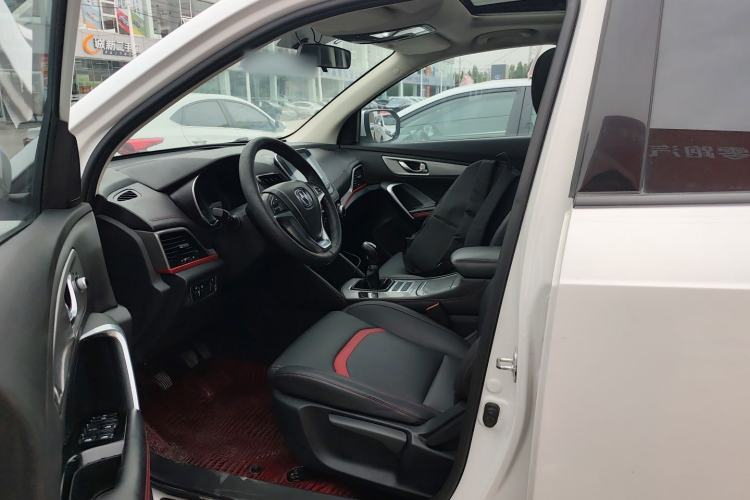 Used CHANGAN CS55 2019 1.5T Manual Colorful Model China VI Standard Left Front Seat