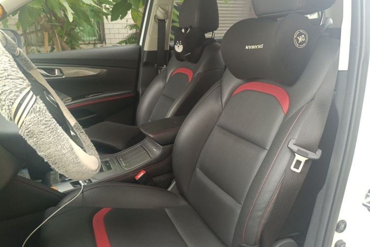 Used CHANGAN CS55 2019 1.5T Automatic Colorful Edition China VI Standard Left Front Seat