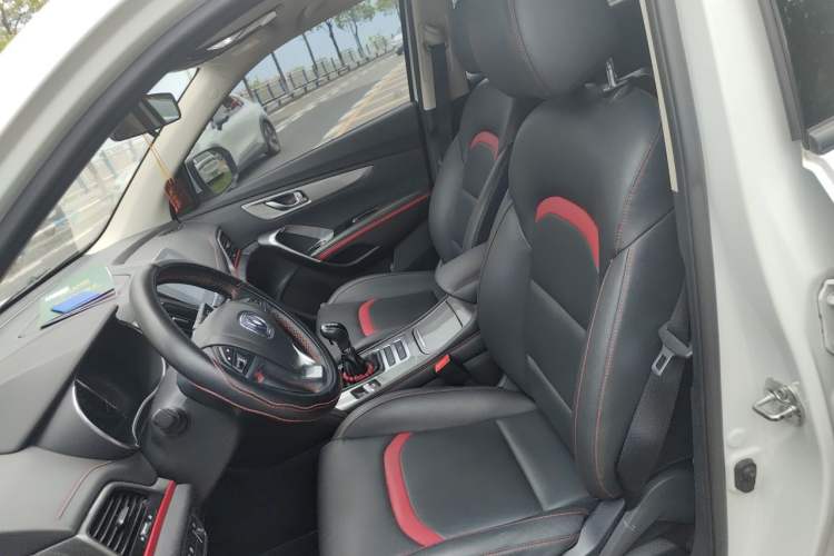 Used CHANGAN CS55 2019 1.5T Manual Colorful Model China VI Standard Left Front Seat