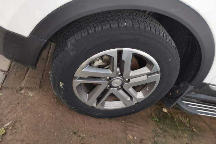 Used CHANGAN CS55 2019 1.5T Manual Colorful Model China VI Standard Left Front Wheel Hub