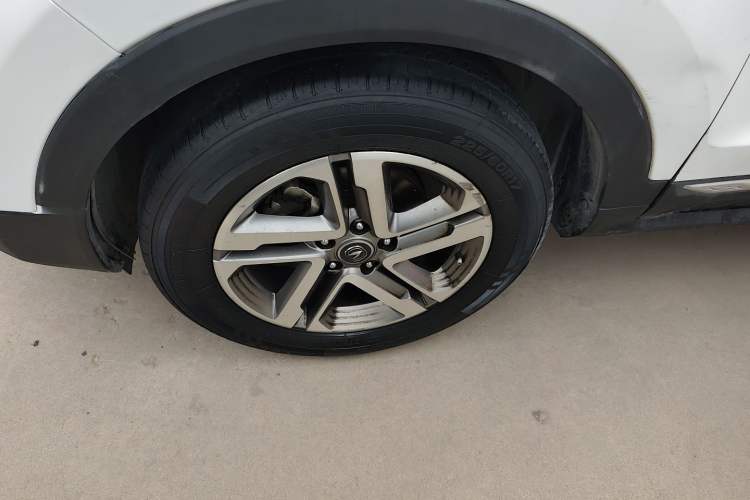 Used CHANGAN CS55 2019 1.5T Manual Colorful Model China VI Standard Left Front Wheel Hub