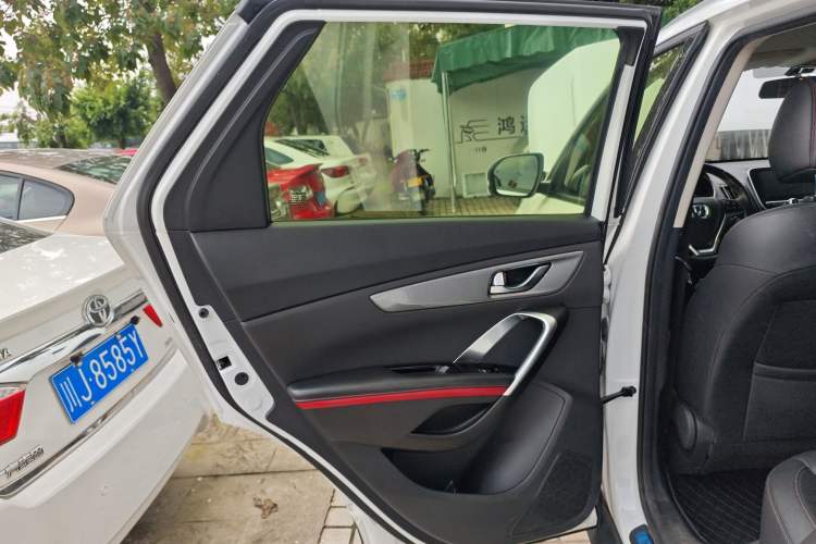 Used CHANGAN CS55 2019 1.5T Automatic Xuan Dong Model China VI Standard Left Rear Door Interior