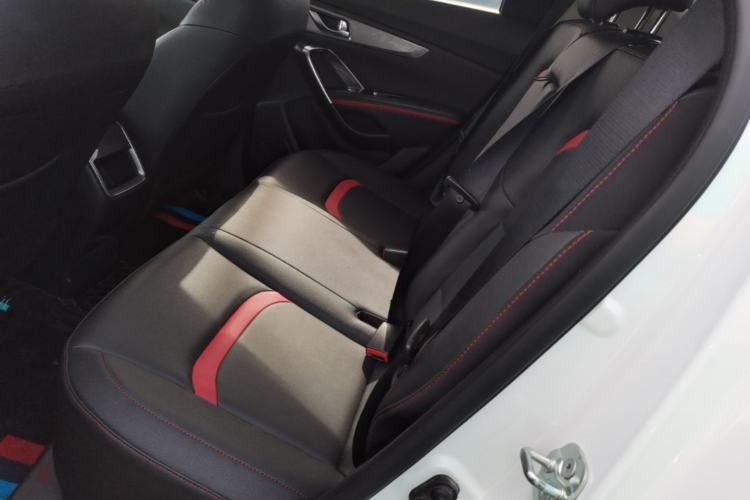 Used CHANGAN CS55 2019 1.5T Manual Colorful Model China VI Standard Left Rear Seat