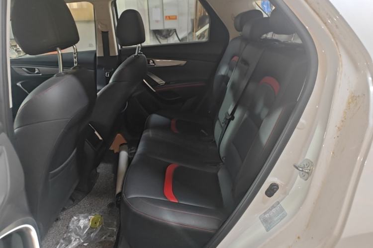 Used CHANGAN CS55 2019 1.5T Manual Colorful Model China VI Standard Left Rear Seat
