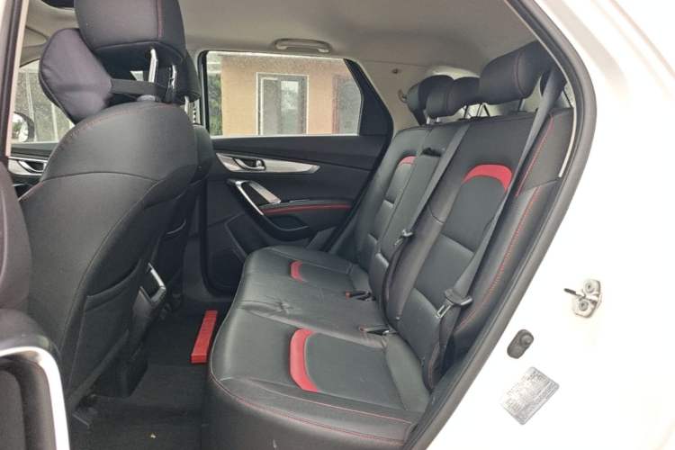 Used CHANGAN CS55 2019 1.5T Automatic Xuan Dong Model China VI Standard Left Rear Seat