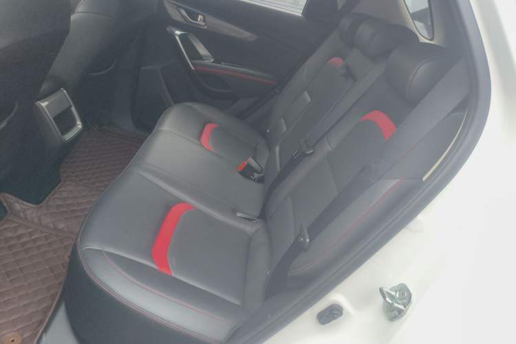 Used CHANGAN CS55 2019 1.5T Automatic Colorful Edition China VI Standard Left Rear Seat