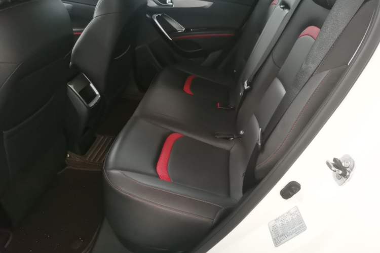 Used CHANGAN CS55 2019 1.5T Automatic Xuan Dong Model China VI Standard Left Rear Seat