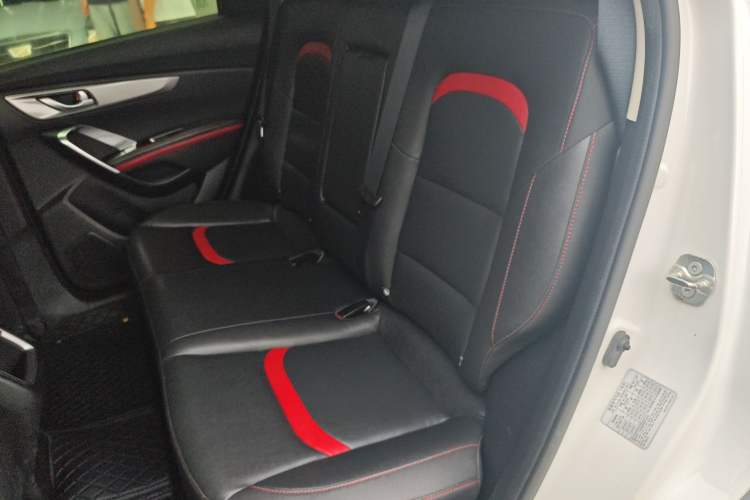 Used CHANGAN CS55 2019 1.5T Automatic Xuan Dong Model China VI Standard Left Rear Seat