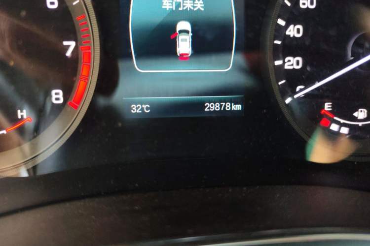 Used CHANGAN CS55 2019 1.5T Automatic Colorful Edition China VI Standard Odometer Close Up