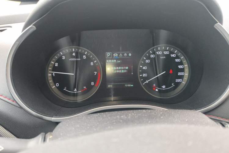 Used CHANGAN CS55 2019 1.5T Automatic Xuan Dong Model China VI Standard Odometer Close Up