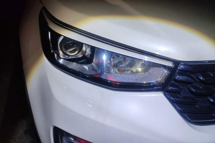 Used CHANGAN CS55 2019 1.5T Automatic Colorful Edition China VI Standard Right Front Headlight