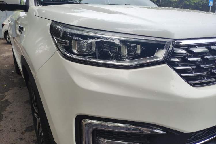 Used CHANGAN CS55 2019 1.5T Automatic Cool Edition China VI Standard Right Front Headlight