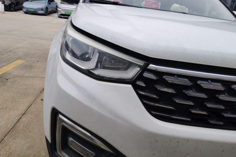 Used CHANGAN CS55 2019 1.5T Automatic Colorful Edition China VI Standard Right Front Headlight