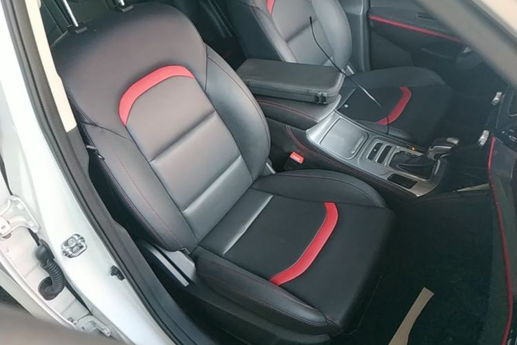 Used CHANGAN CS55 2019 1.5T Automatic Xuan Dong Model China VI Standard Right Front Seat