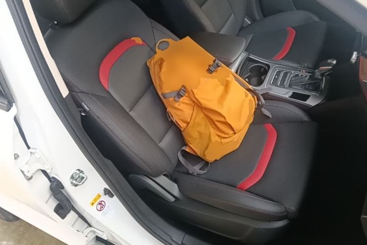 Used CHANGAN CS55 2019 1.5T Automatic Colorful Edition China VI Standard Right Front Seat