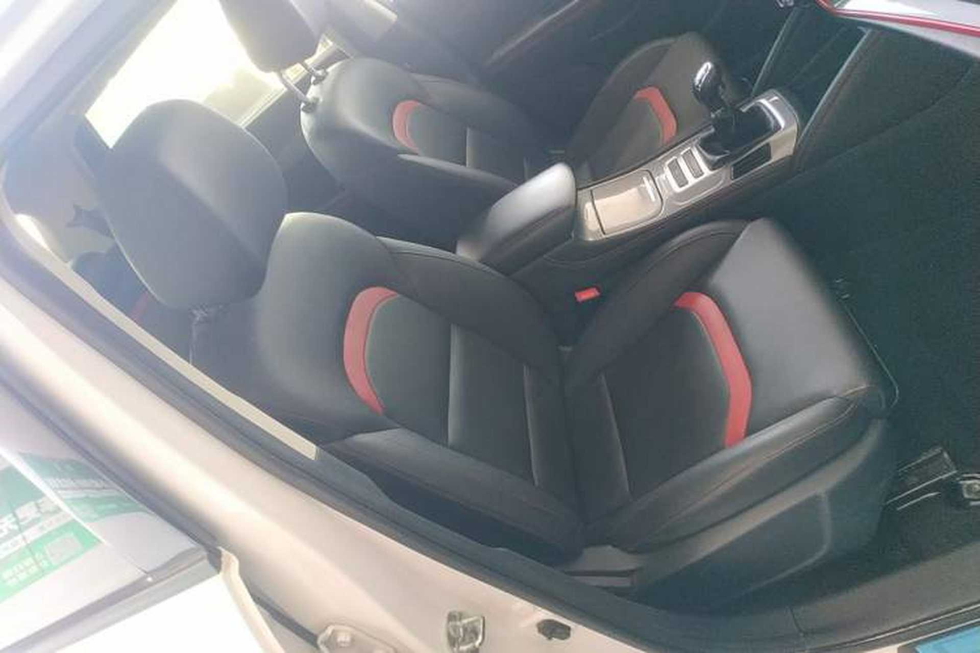 Used CHANGAN CS55 2019 1.5T Manual Colorful Model China VI Standard Right Front Seat