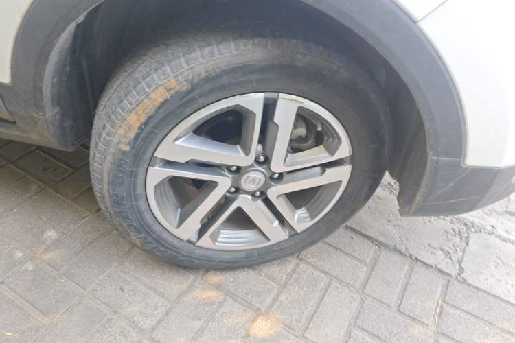 Used CHANGAN CS55 2019 1.5T Manual Colorful Model China VI Standard Right Front Wheel Hub