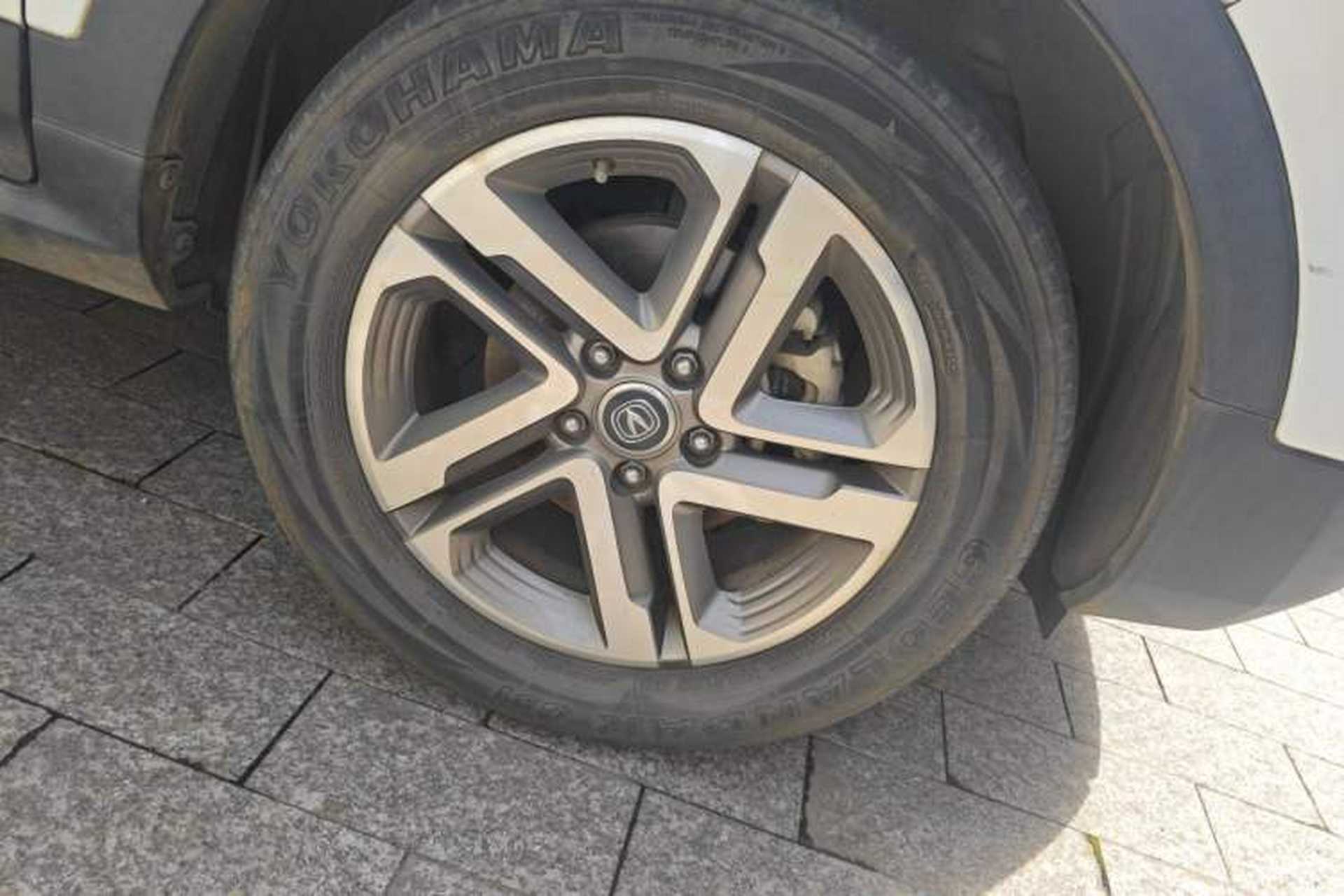 Used CHANGAN CS55 2019 1.5T Manual Colorful Model China VI Standard Right Front Wheel Hub