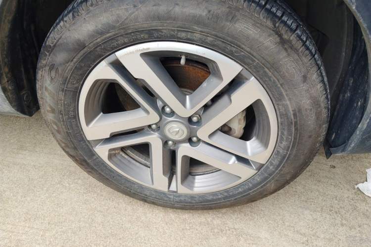 Used CHANGAN CS55 2019 1.5T Automatic Colorful Edition China VI Standard Right Front Wheel Hub