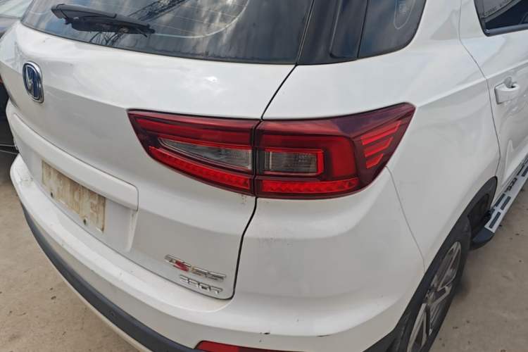 Used CHANGAN CS55 2019 1.5T Automatic Colorful Edition China VI Standard Right Rear Taillight