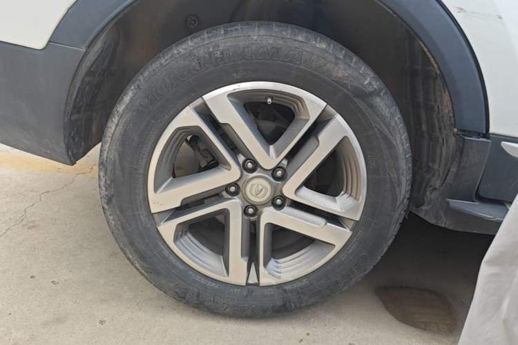 Used CHANGAN CS55 2019 1.5T Automatic Colorful Edition China VI Standard Right Rear Wheel Hub