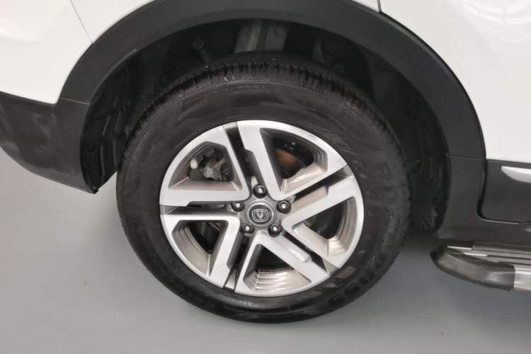 Used CHANGAN CS55 2019 1.5T Automatic Xuan Dong Model China VI Standard Right Rear Wheel Hub