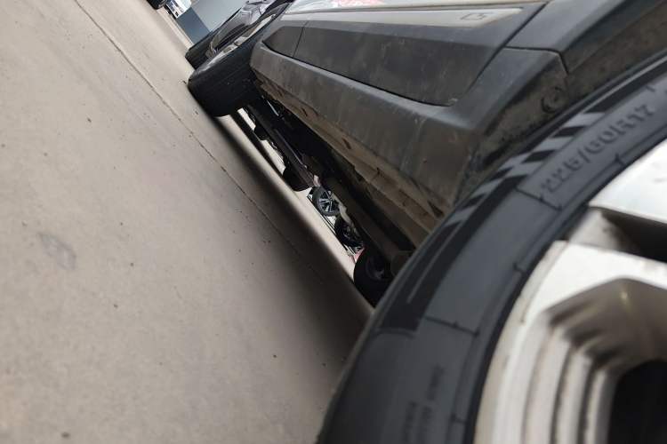Used CHANGAN CS55 2019 1.5T Manual Colorful Model China VI Standard Right Side Sill