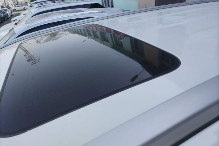 Used CHANGAN CS55 2019 1.5T Manual Colorful Model China VI Standard Roof