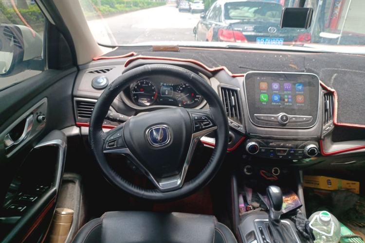 Used CHANGAN CS55 2019 1.5T Automatic Colorful Edition China VI Standard Steering Wheel