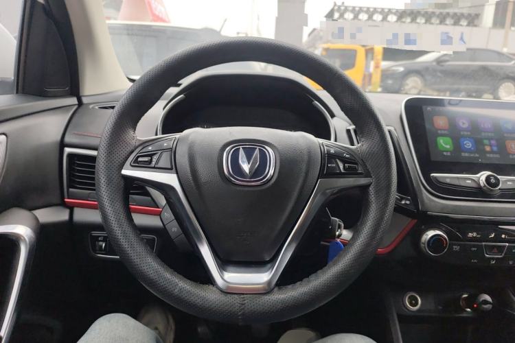 Used CHANGAN CS55 2019 1.5T Manual Colorful Model China VI Standard Steering Wheel