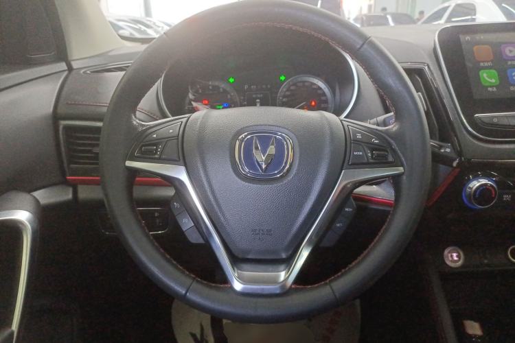 Used CHANGAN CS55 2019 1.5T Automatic Colorful Edition China VI Standard Steering Wheel