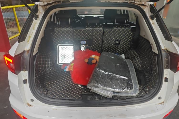 Used CHANGAN CS55 2019 1.5T Manual Colorful Model China VI Standard Trunk