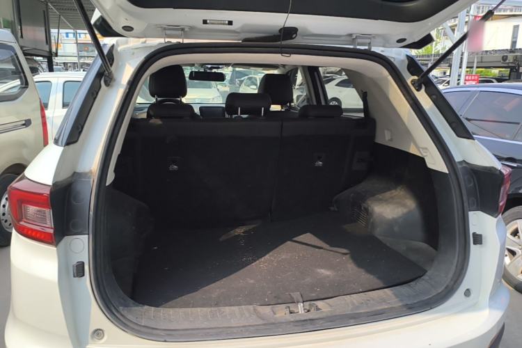 Used CHANGAN CS55 2019 1.5T Manual Colorful Model China VI Standard Trunk