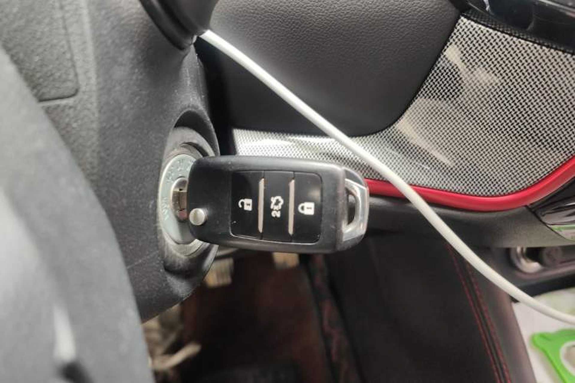 Used CHANGAN CS55 2019 1.5T Manual Colorful Model China VI Standard Vehicle Key