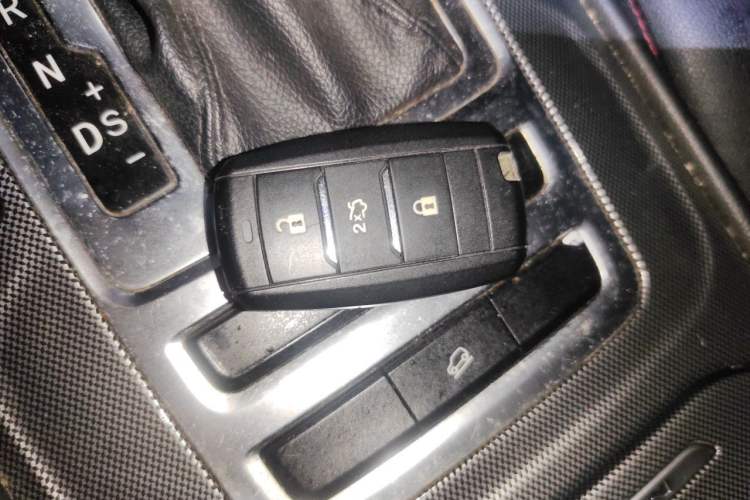 Used CHANGAN CS55 2019 1.5T Automatic Colorful Edition China VI Standard Vehicle Key