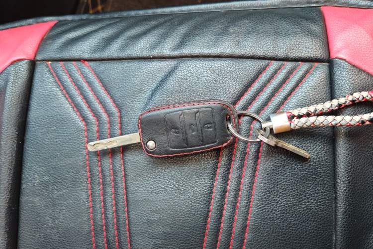 Used CHANGAN CS55 2019 1.5T Manual Colorful Model China VI Standard Vehicle Key