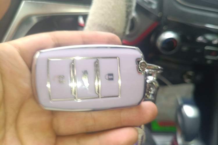 Used CHANGAN CS55 2019 1.5T Automatic Colorful Edition China VI Standard Vehicle Key