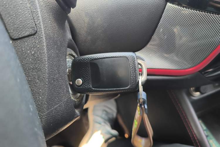 Used CHANGAN CS55 2019 1.5T Manual Colorful Model China VI Standard Vehicle Key
